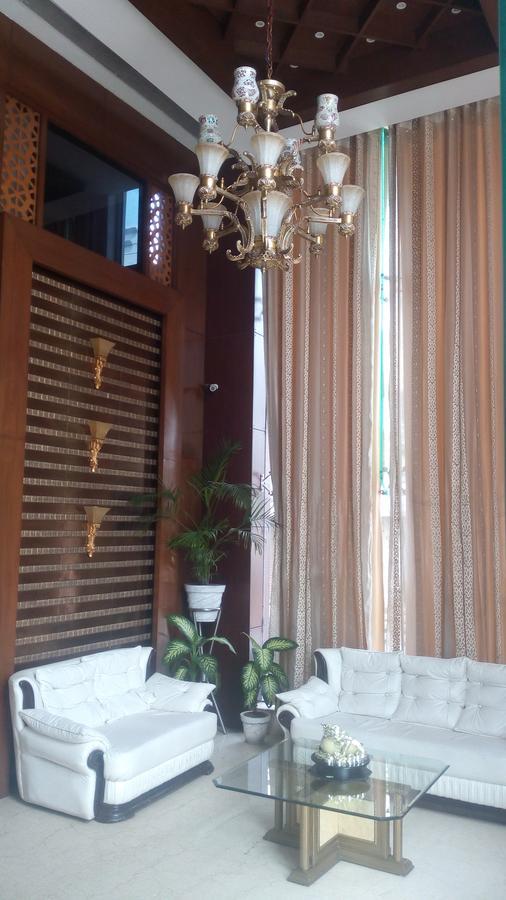 Hotel Opulence ปะทานโกต ภายนอก รูปภาพ